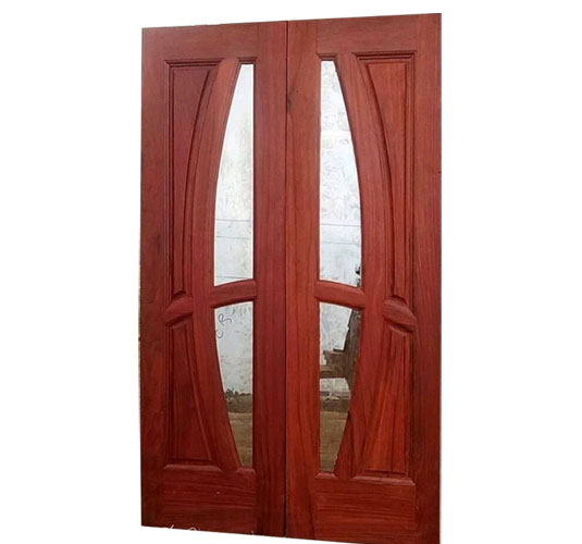Double battants en bois massif padouk vitrés